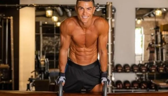 Imagem ilustrativa da imagem Segundo jornal, Cristiano Ronaldo estaria usando botox para aumentar pênis