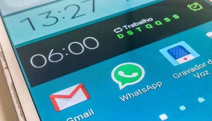 Imagem ilustrativa da imagem WhatsApp vai permitir que usuário oculte que está online, diz site