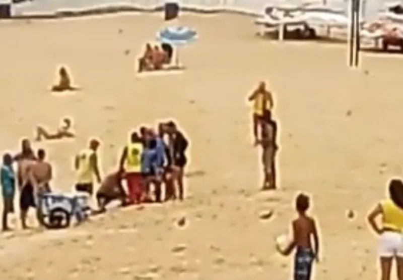 Homem morre afogado em praia de Vila Velha