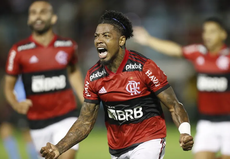 Marinho comemora gol na estreia pelo Flamengo 
