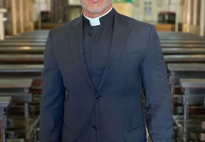 Monsenhor Andherson Franklin Lustoza de Souza será ordenado bispo.