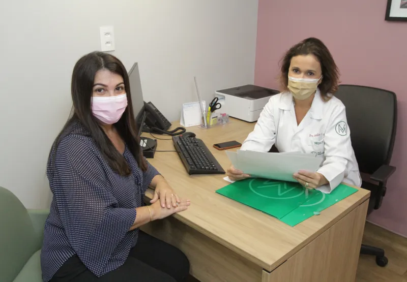 Advogada  Vanessa Alencar durante consulta com Karolline Abreu Vilela: “Enorme avanço”,  destaca mastologista
