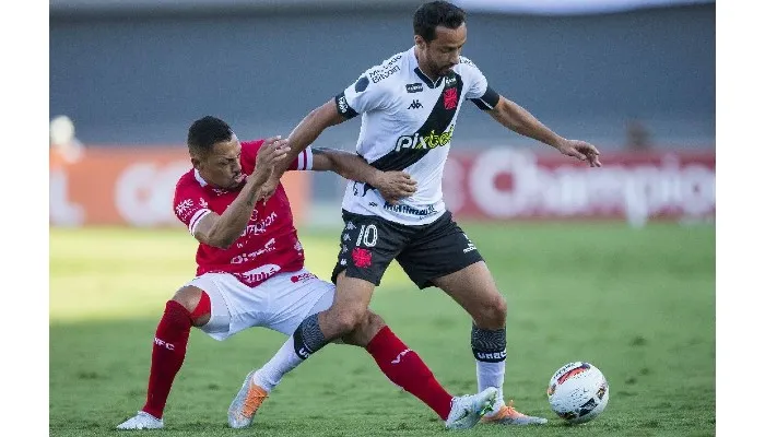 Imagem ilustrativa da imagem Vila Nova vence o Vasco e encerra jejum de 13 jogos na Série B