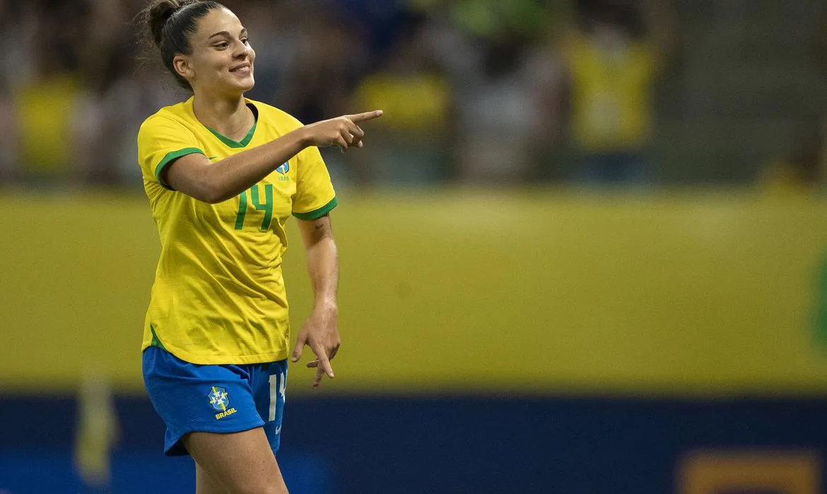 Imagem ilustrativa da imagem Com Gio Queiroz, Brasil é convocado para Mundial Feminino sub-20