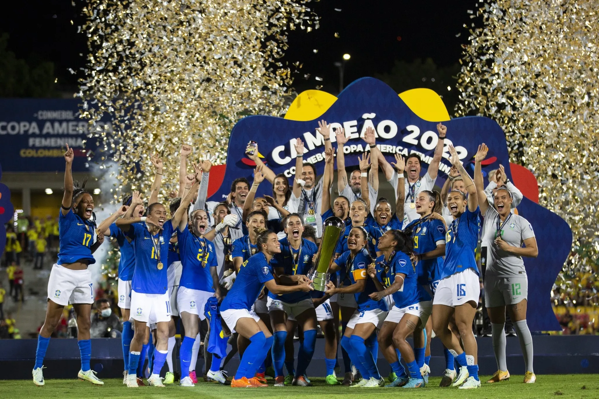 Imagem ilustrativa da imagem Brasil vence a Colômbia na final e conquista Copa América feminina
