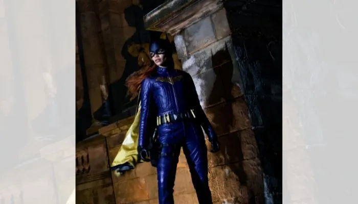 Imagem ilustrativa da imagem Warner cancela filmes 'Batgirl' e 'Scooby' após investimento milionário