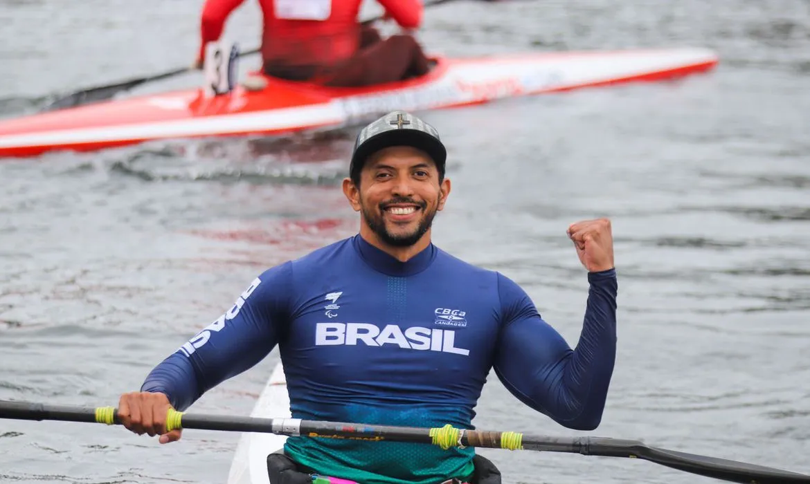 Imagem ilustrativa da imagem Brasileiros levam prata e bronze em Mundial de Paracanoagem no Canadá
