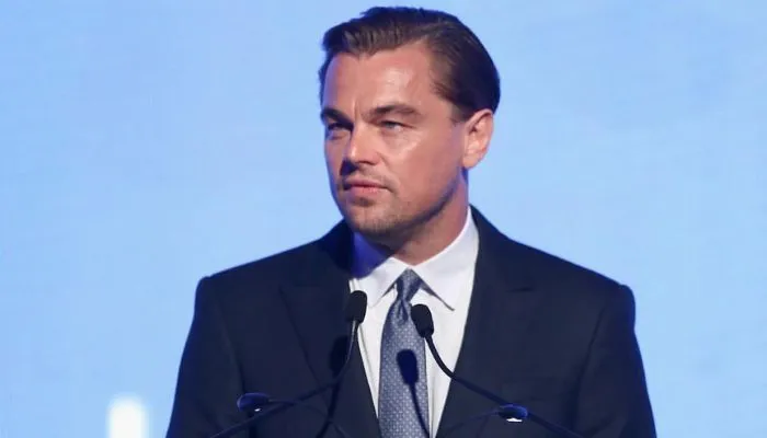 Imagem ilustrativa da imagem DiCaprio só namora quem tem até 25 anos? Coincidências amorosas geram memes
