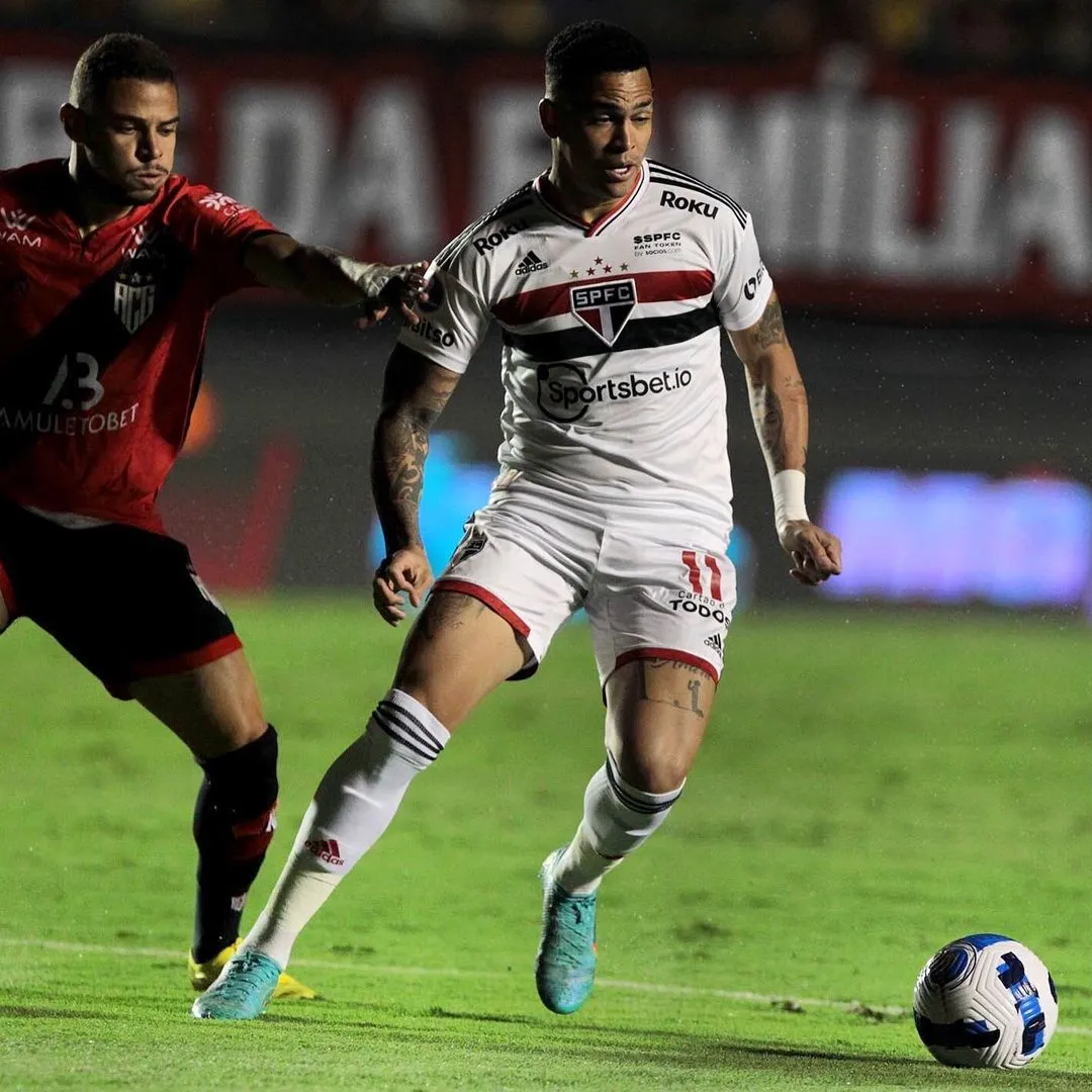 Imagem ilustrativa da imagem São Paulo precisa vencer por mais de dois gols para avançar contra Atlético-GO