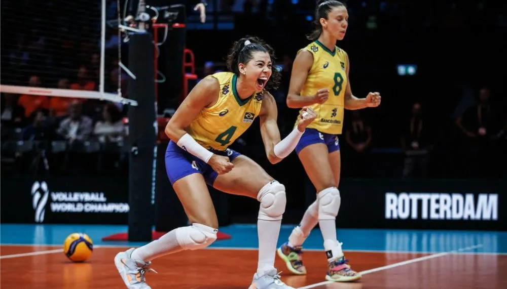 Imagem ilustrativa da imagem Seleção feminina arrasa Porto Rico e ganha embalo no Mundial de Vôlei