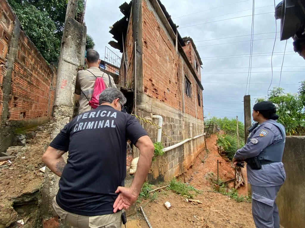 Imagem ilustrativa da imagem Homem é encontrado morto após incêndio dentro de casa em Cariacica