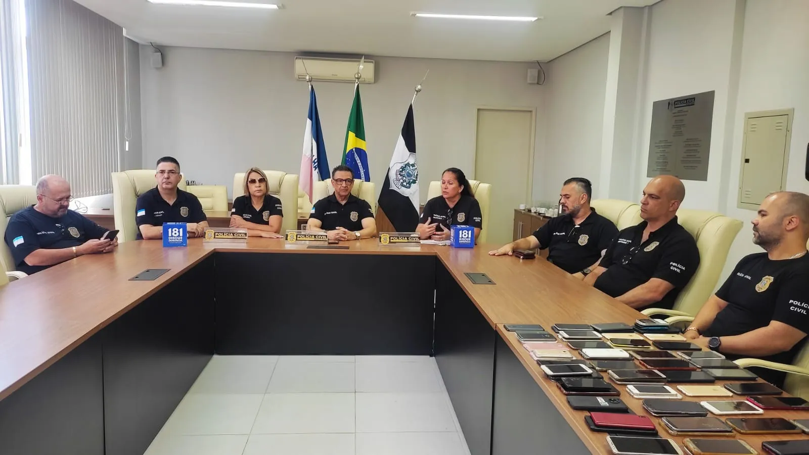 Imagem ilustrativa da imagem Polícia recupera mais de 300 celulares roubados em operação na Grande Vitória