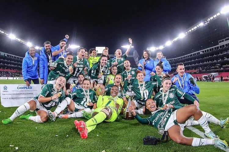 Imagem ilustrativa da imagem Palmeiras é campeão da Libertadores da América feminina