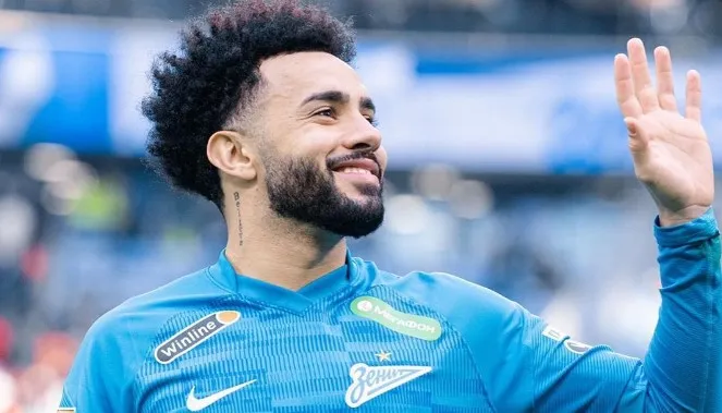 Imagem ilustrativa da imagem Claudinho rechaça defender seleção russa e revela propostas do Brasil