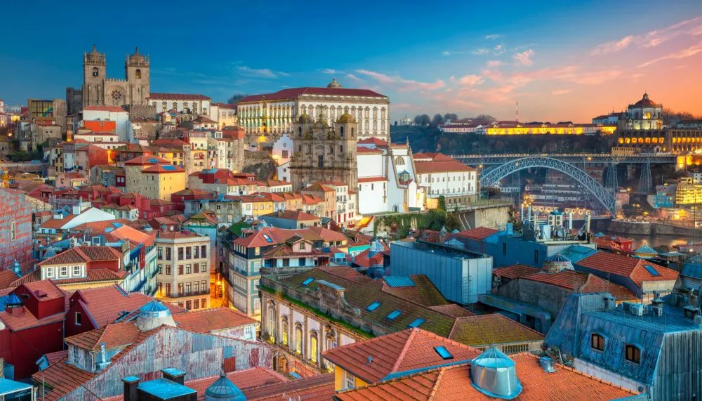 Imagem ilustrativa da imagem Portugal recebe 29 milhões de ligações no serviço de imigração em 12 horas