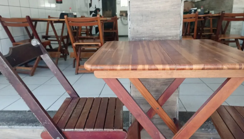 Imagem ilustrativa da imagem Homem é detido suspeito de tentar deixar bar sem pagar a conta