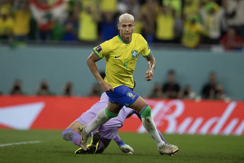 Imagem ilustrativa da imagem Brasil goleia Coreia do Sul e avança para enfrentar Croácia nas quartas da Copa