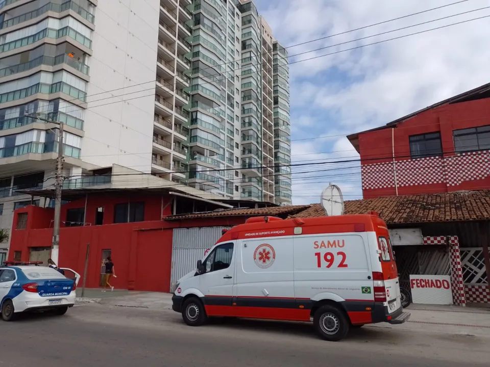 Imagem ilustrativa da imagem Homem morre após cair de andaime em Vila Velha