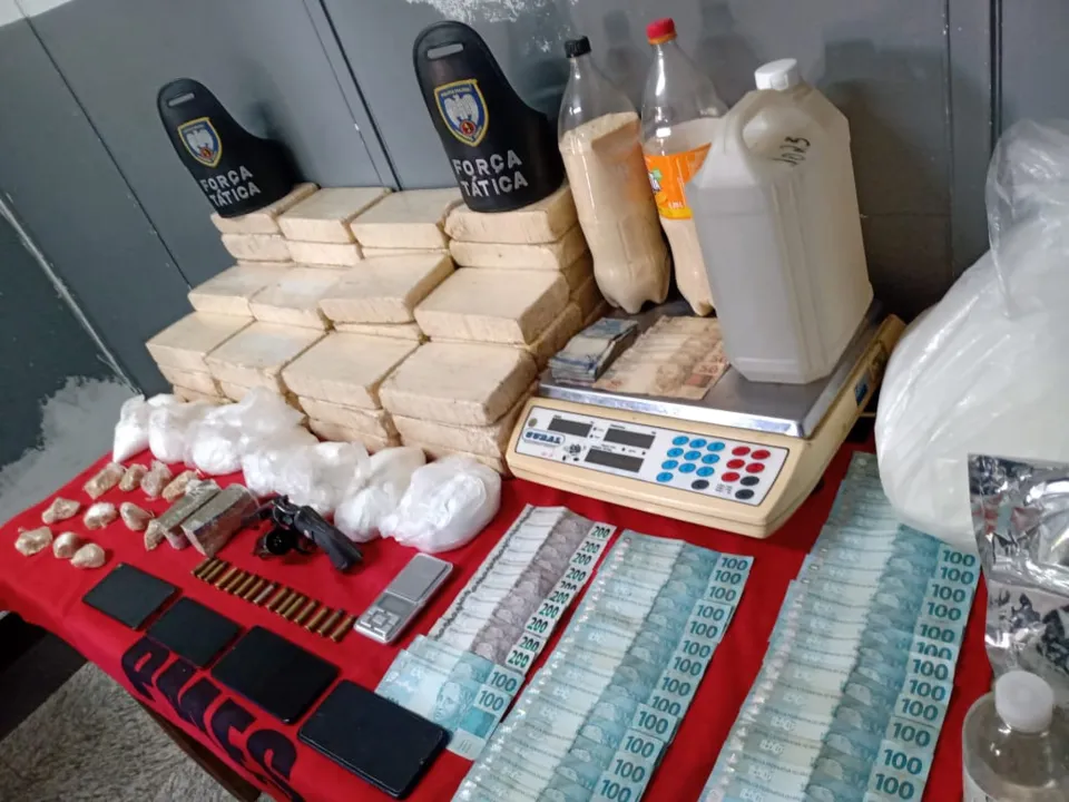 Imagem ilustrativa da imagem Operação apreende 60 kg de pasta base de cocaína no Sul do ES