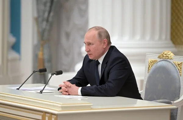 Imagem ilustrativa da imagem Putin diz que frota russa vai usar mísseis hipersônicos contra Ucrânia