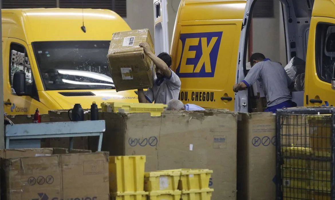 Imagem ilustrativa da imagem Correios passarão a exigir CPF ou CNPJ em pacotes de encomendas nacionais