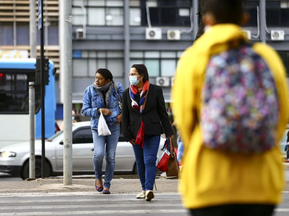 Imagem ilustrativa da imagem Massa de ar frio deve derrubar temperaturas pelo País; veja como fica no ES