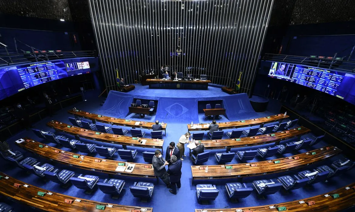 Imagem ilustrativa da imagem Eleições 2022: Disputa pela reeleição tem 33 parlamentares do ES