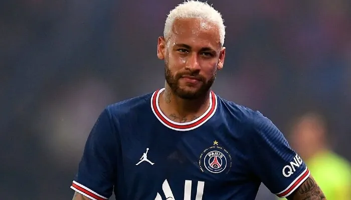 Imagem ilustrativa da imagem Neymar abre temporada da Copa participando de mais de 3 gols por jogo