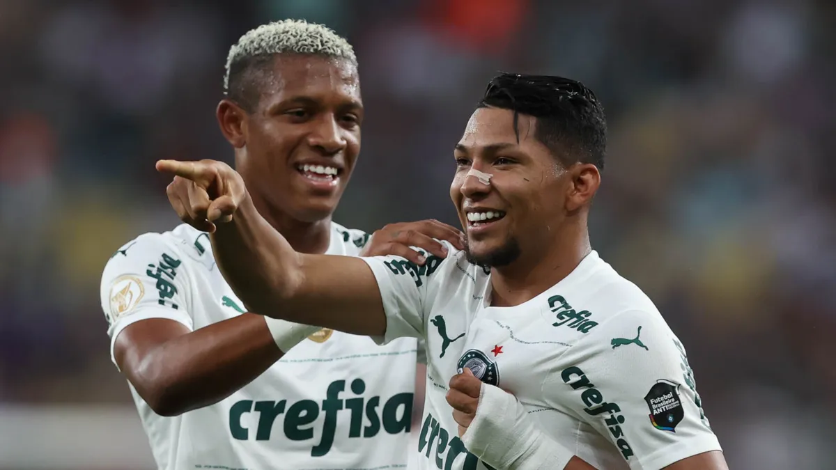 Imagem ilustrativa da imagem Palmeiras empata com Flu e segue com 8 pontos de liderança