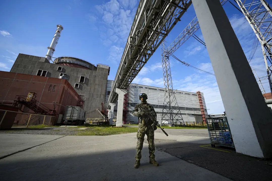 Imagem ilustrativa da imagem Na Ucrânia, novos ataques atingem cidades perto de usina nuclear de Zaporizhzhia