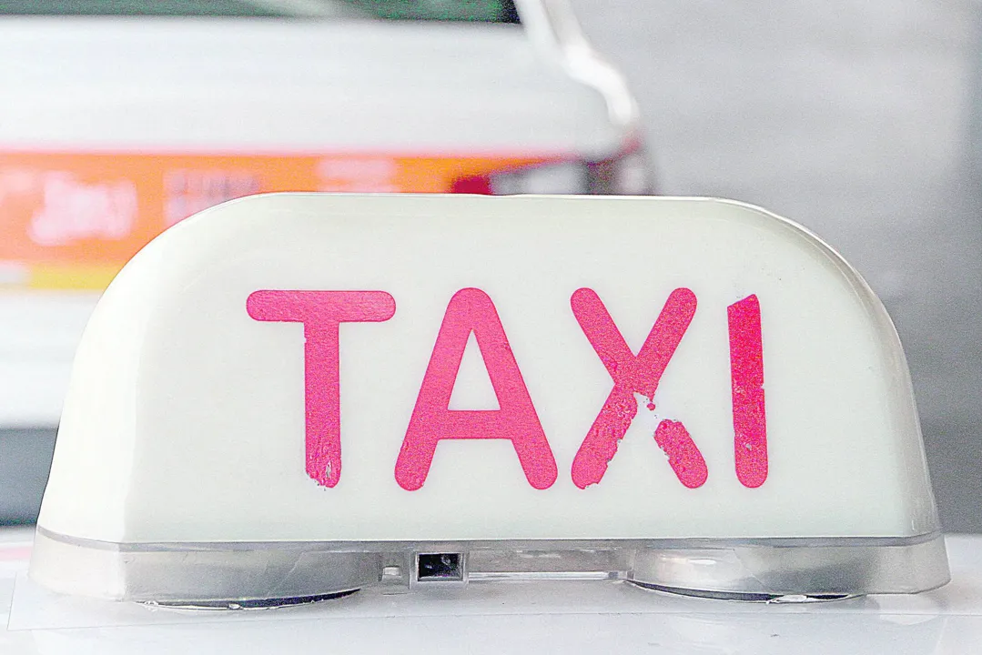 Imagem ilustrativa da imagem Caixa paga auxílio de R$ 1.000 a 32 mil taxistas; veja quem recebe