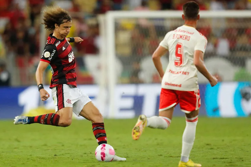 Imagem ilustrativa da imagem Empate no Maracanã atrapalha Flamengo e Internacional no Brasileirão