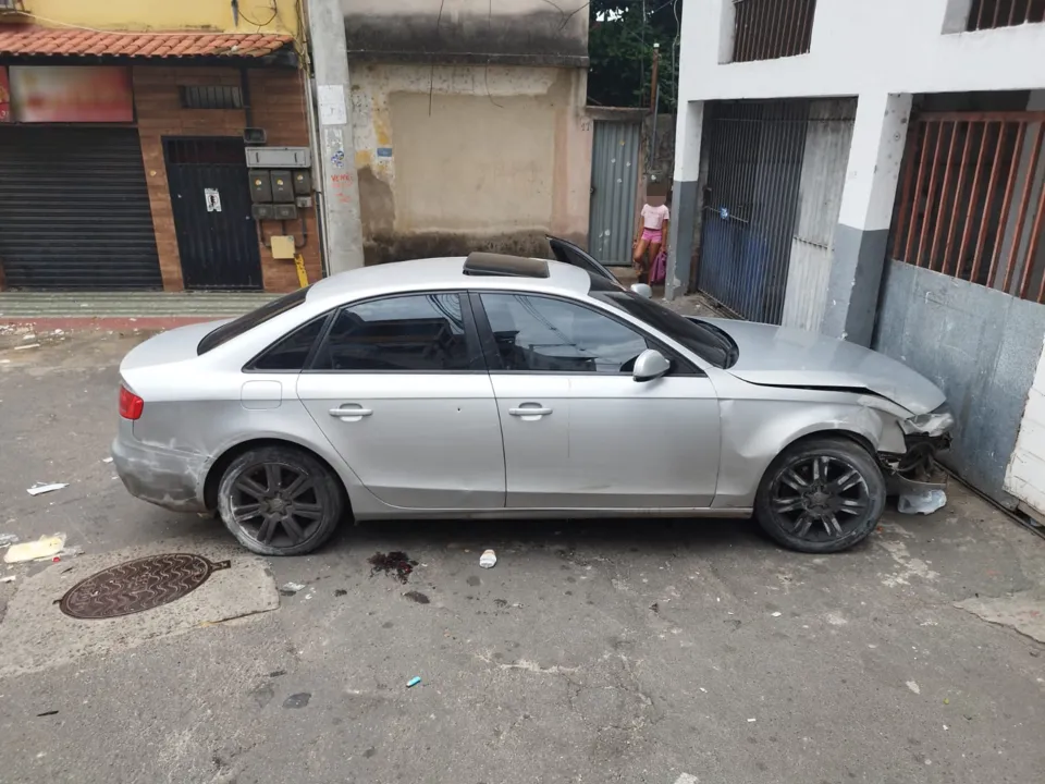 Imagem ilustrativa da imagem Perseguição por bairros de Vitória termina com três presos e policial ferido