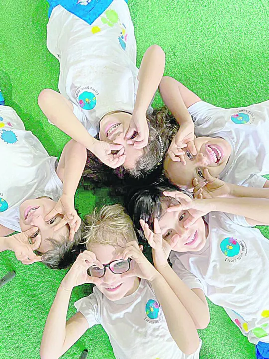 Imagem ilustrativa da imagem Inglês para alunos  a  partir de 2 anos