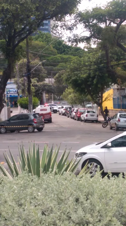 Imagem ilustrativa da imagem Rua é isolada após ameaça de bomba perto da Terceira Ponte em Vitória