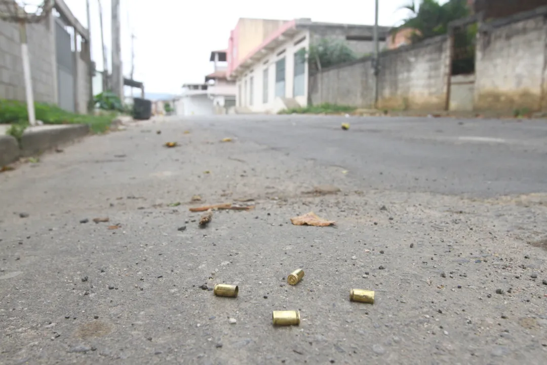 Imagem ilustrativa da imagem Adolescentes são baleados em Cariacica durante comemoração a vitória de Lula