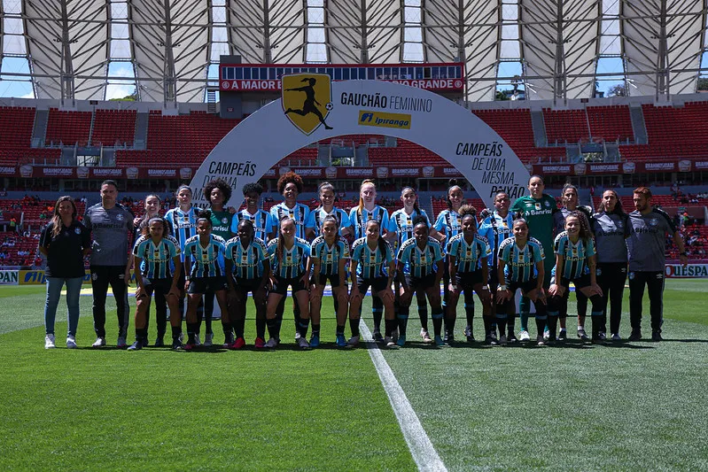 Imagem ilustrativa da imagem Jogadoras do Grêmio denunciam racismo de torcedor do Inter em Gre-Nal