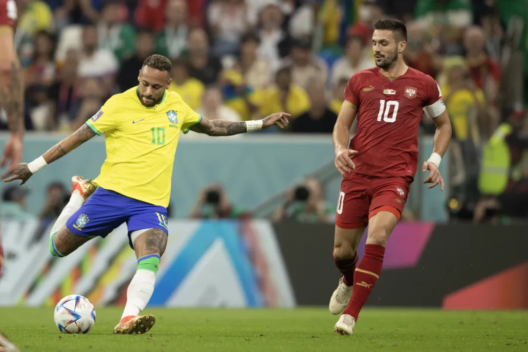 Imagem ilustrativa da imagem Neymar vira jogador que mais sofreu faltas na 1ª rodada da Copa; veja lista