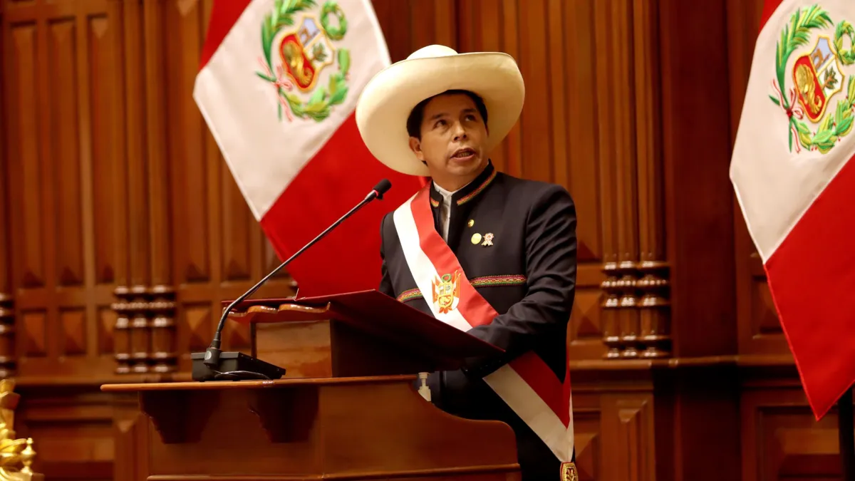 Imagem ilustrativa da imagem Presidente do Peru dissolve o Parlamento e decreta estado de exceção