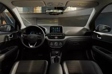 
          Imagem ilustrativa da imagem De cara nova, HB20 2023 já está à venda no Estado
          