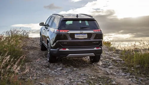 
          Imagem ilustrativa da imagem Conheça o SUV de 7 lugares com motor diesel e tração 4x4 mais em conta do País
          