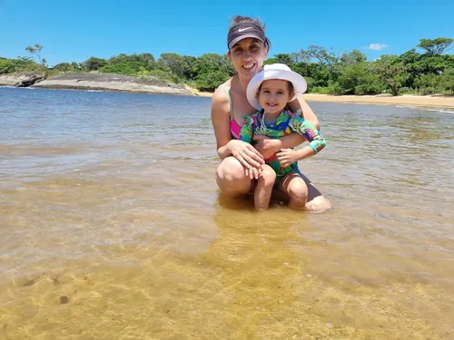 
          Imagem ilustrativa da imagem Praias de água morna são “descobertas” em Guarapari
          