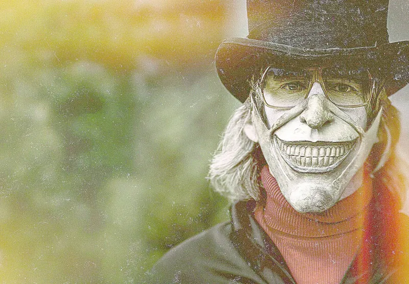 “O Telefone Preto” é protagonizado por Ethan Hawke, indicado ao Oscar por quatro vezes. Ele dá vida ao misterioso Grabber, que usa máscaras bizarras ao longo do filme.