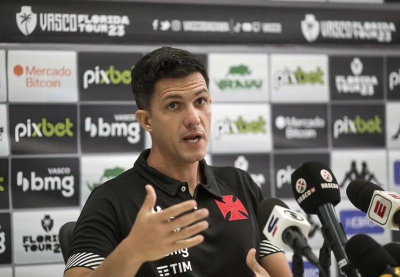 Maurício Barbieri foi apresentado oficialmente como novo técnico do Vasco