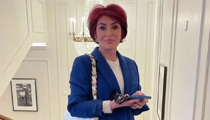 Imagem ilustrativa da imagem Sharon Osbourne é levada às pressas para hospital após passar mal em gravação