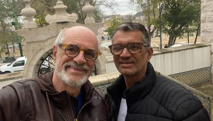 Imagem ilustrativa da imagem Marcos Caruso se casa com o namorado aos 70 anos em Lisboa, em Portugal
