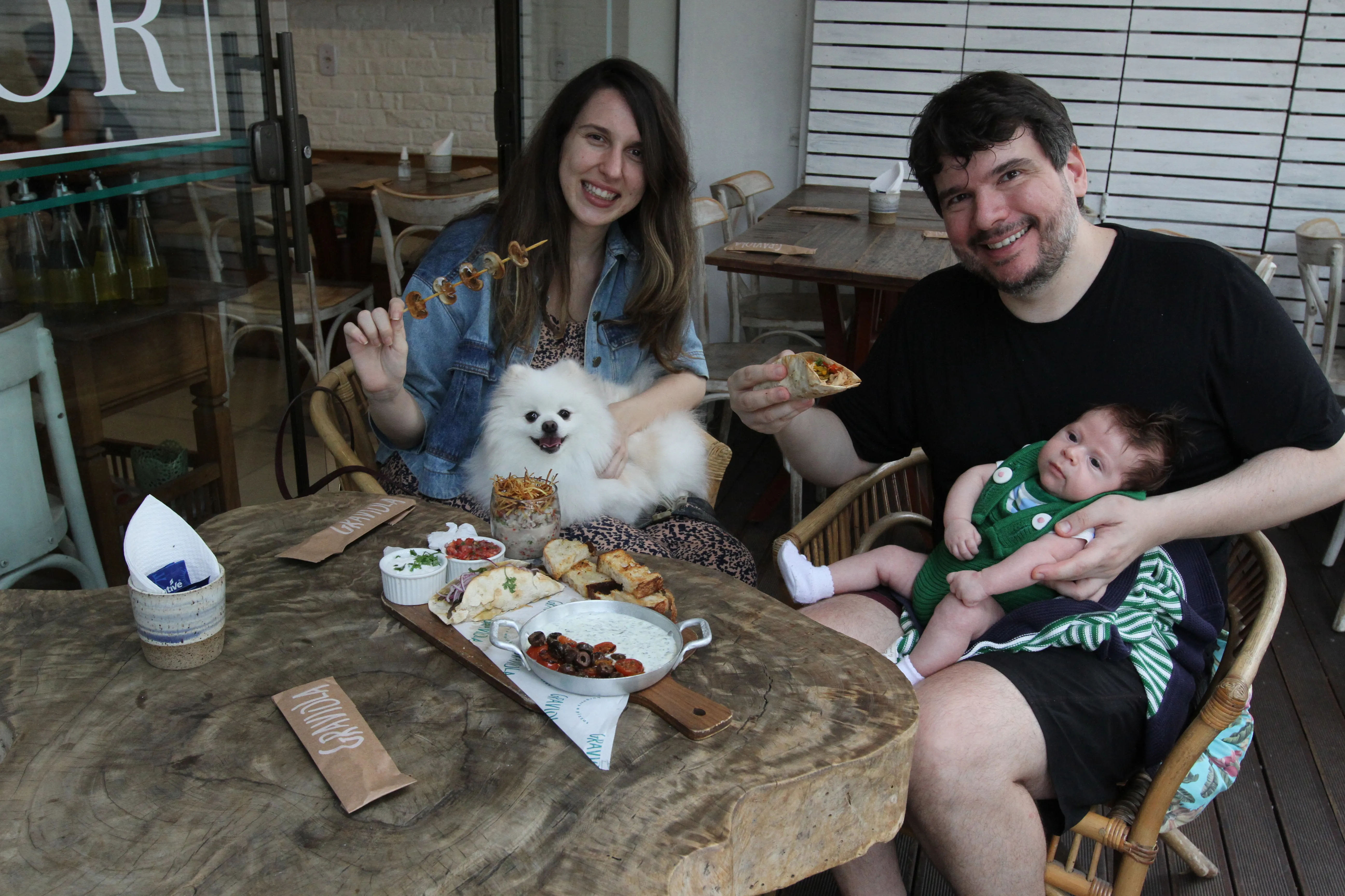 Imagem ilustrativa da imagem Confira restaurantes e bares onde o pet é bem-vindo