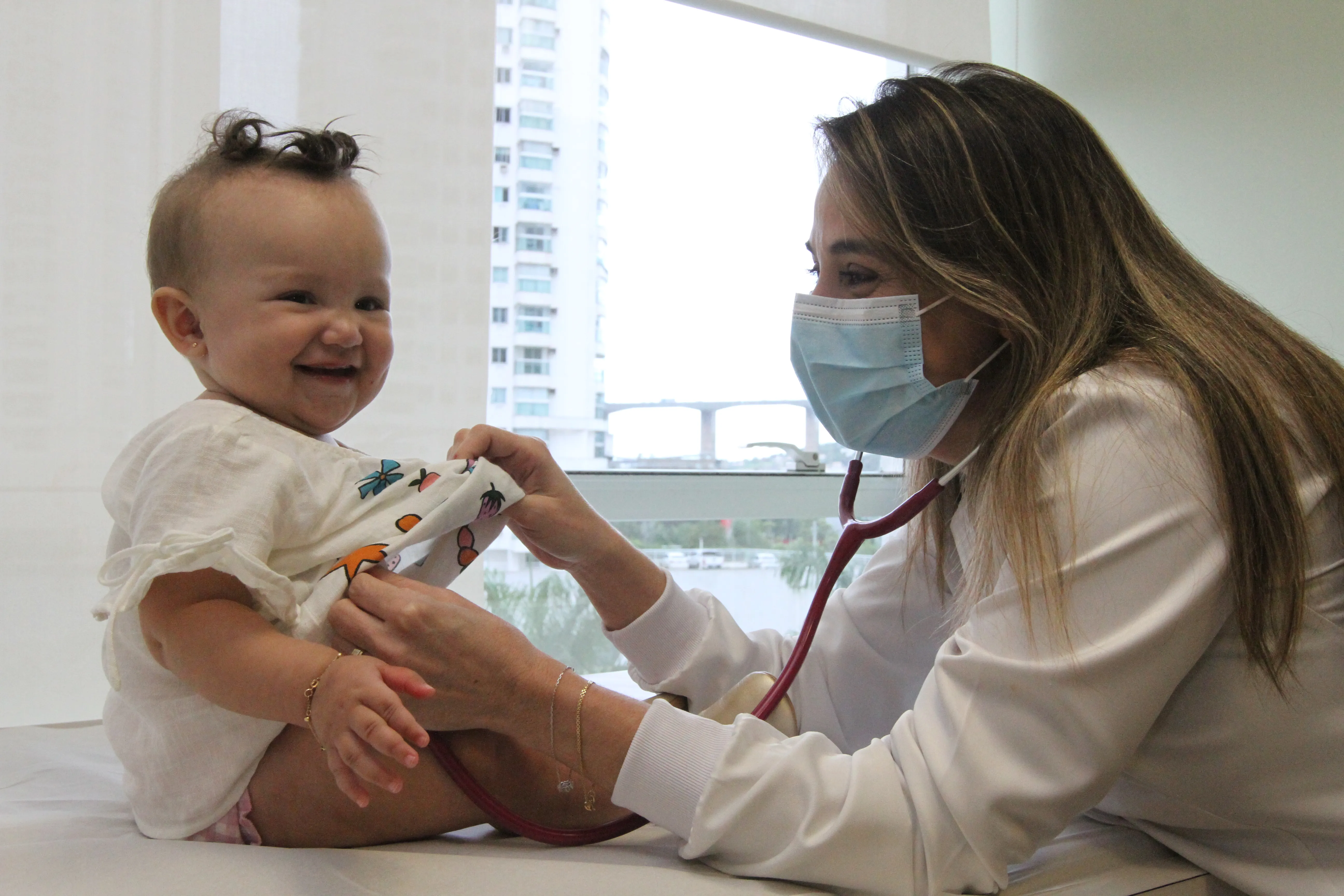 Imagem ilustrativa da imagem Vírus “fora de época” deixa médicos e pais em alerta