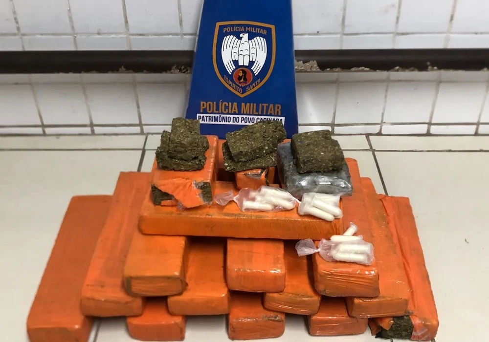 Imagem ilustrativa da imagem Polícia apreende 14 tabletes de maconha durante operação na Serra