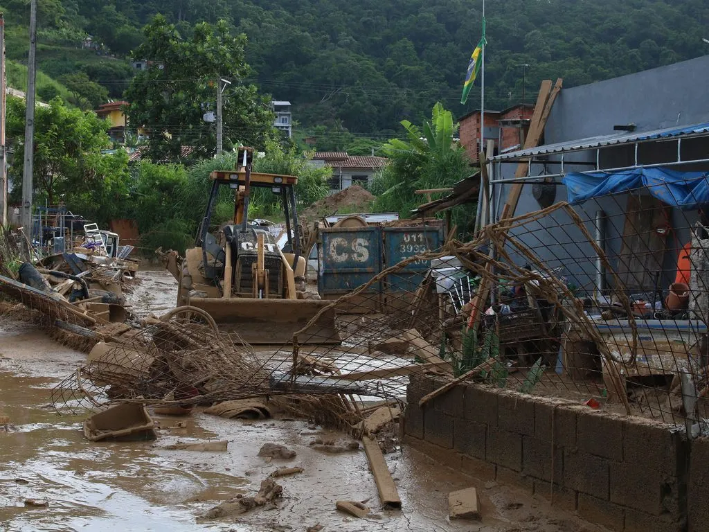 Imagem ilustrativa da imagem Litoral norte de SP tem alerta de novos temporais até o fim da semana